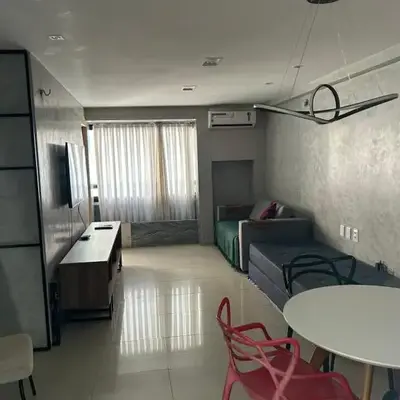 Lindo apartamento a poucos passos da praia. Vem Fortalezear!