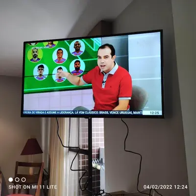 Uma televisão e/ou sistema de entretenimento em BEIRA MAR MEIRELES