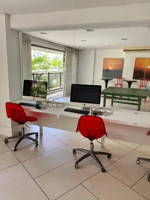 Uma televisão e/ou sistema de entretenimento em Landscape VIP Fortaleza