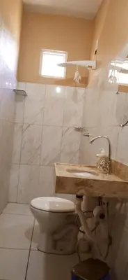 Uma casa de banho em Suíte Brisa Mar Villa brisa icaraizinho