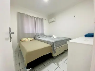 Uma cama ou camas num quarto em Apto Beira Mar 1802 - Praia Futuro