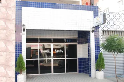 A fachada ou entrada de Pousada Savoy