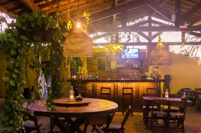 Um restaurante ou outro lugar para comer em Pico dos Piratas