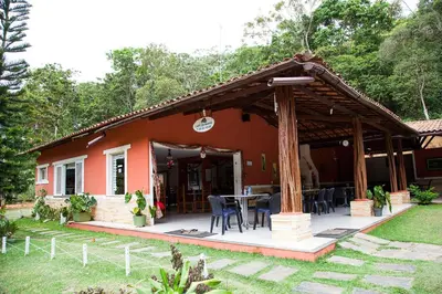 O edifício onde o hotel está situado