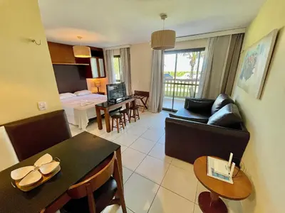 Uma área de estar em Resort VG SUN por Be My Guest!