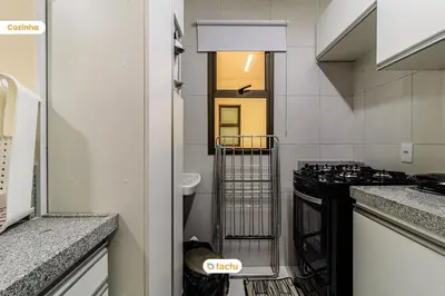 A cozinha ou kitchenette de Apartamento térreo VG Sun Cumbuco por Tactu