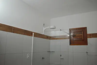 Uma casa de banho em Apartamentos da Jangada