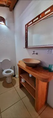 Uma casa de banho em Casinha do Cauipe