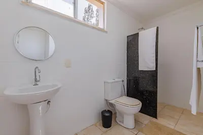 Uma casa de banho em Casa na Praia Porto das Dunas - Próximo ao Beach Park by Carpediem