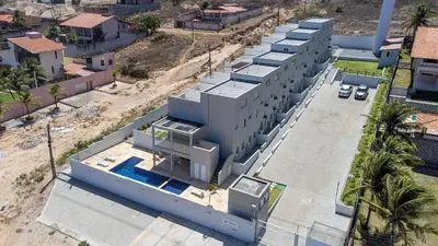 O edifício onde o apartamento está situado