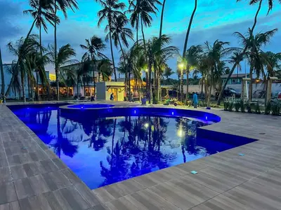 A piscina em ou perto de Isla Beach Hotel