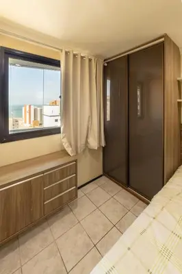 Uma cama ou camas num quarto em Modern apartment with Ocean View - 500m from Beach