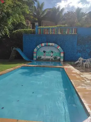 A piscina em ou perto de Chalé Kalmaria