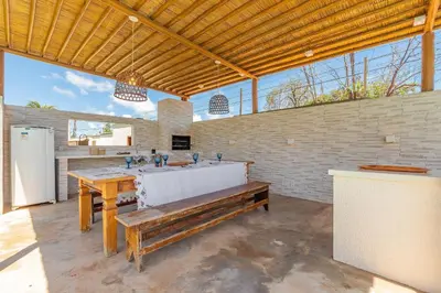 A cozinha ou kitchenette de Casa em Porto das Dunas por Carpediem