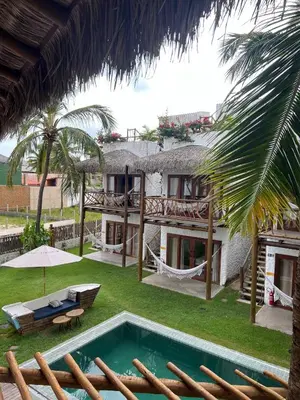 Um jardim no exterior de Casa di Maria flats