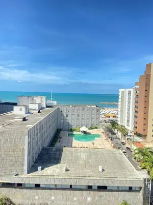 Uma vista do mar geral ou uma vista do mar a partir do apartamento