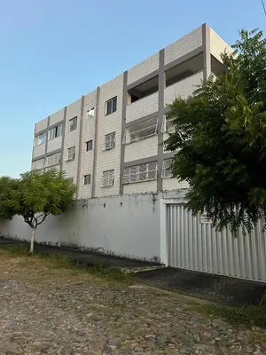 O edifício onde o apartamento está situado