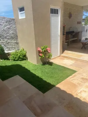 Um jardim no exterior de Casa Paraíso Guajiru