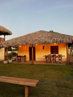 O edifício onde o chalé está situado